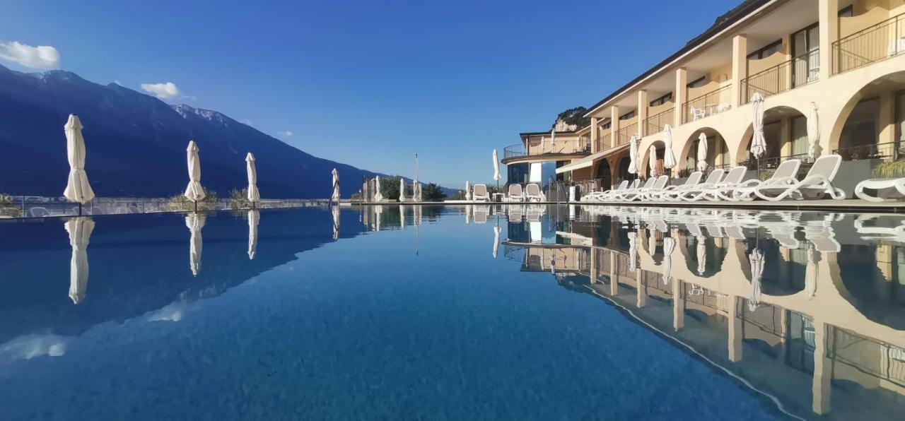 Hotel Mercedes Limone sul Garda Extérieur photo