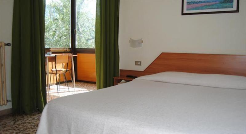 Hotel Mercedes Limone sul Garda Extérieur photo